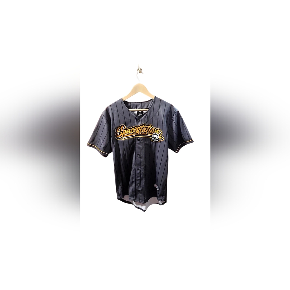 Spacestation Gaming Jersey Mens Large Gray Champion SSG Esports Space Station